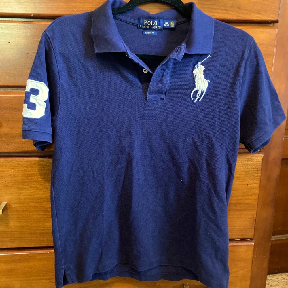 Classic navy polo with oversized logo